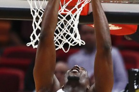 爱游戏app下载 -山东男篮训练开放日，今晨绝杀压哨引欢呼，欧联在即，高层口径保持一致 