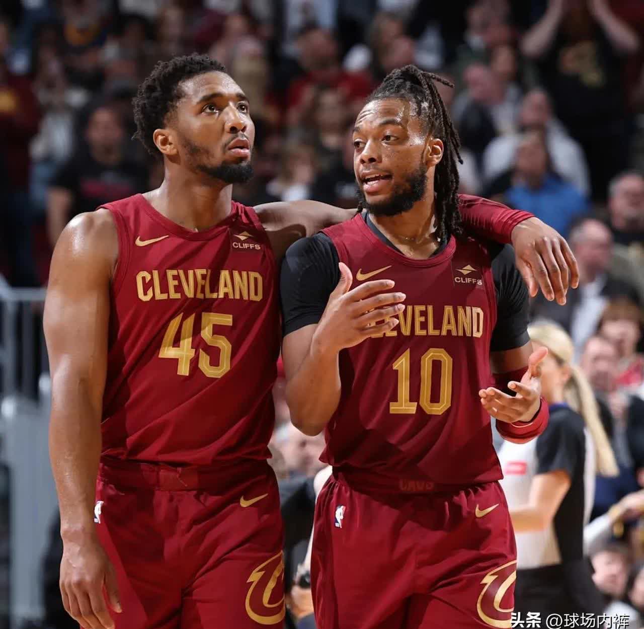 克里夫兰骑士发布备战花絮；今夜临场应变；欧超杯任务艰巨；团队化学反应显著的简单介绍