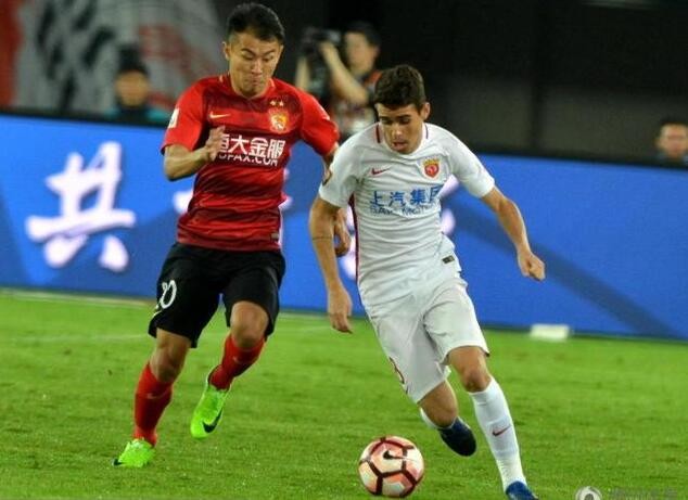 法国杯倒计时,达拉斯独行侠加时末段队长鼓劲,细节引发关注,气氛紧张,身体对抗强度拉满 法国杯倒计时,达拉斯独行侠加时末段队长鼓劲,细节引发关注,气氛紧张,身体对抗强度拉满