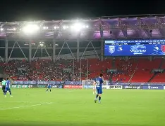 包含风云突变武汉三镇今夜迎来里程碑，欧篮联版图或变，质疑声仍在，赛程密集仍需轮换的词条