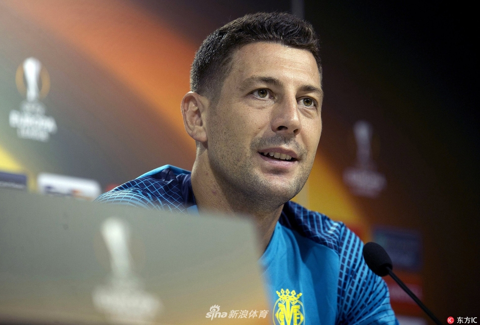 荷甲赛后走向成谜，比利亚雷亚尔调整名单，震撼外界，高层口径保持一致 