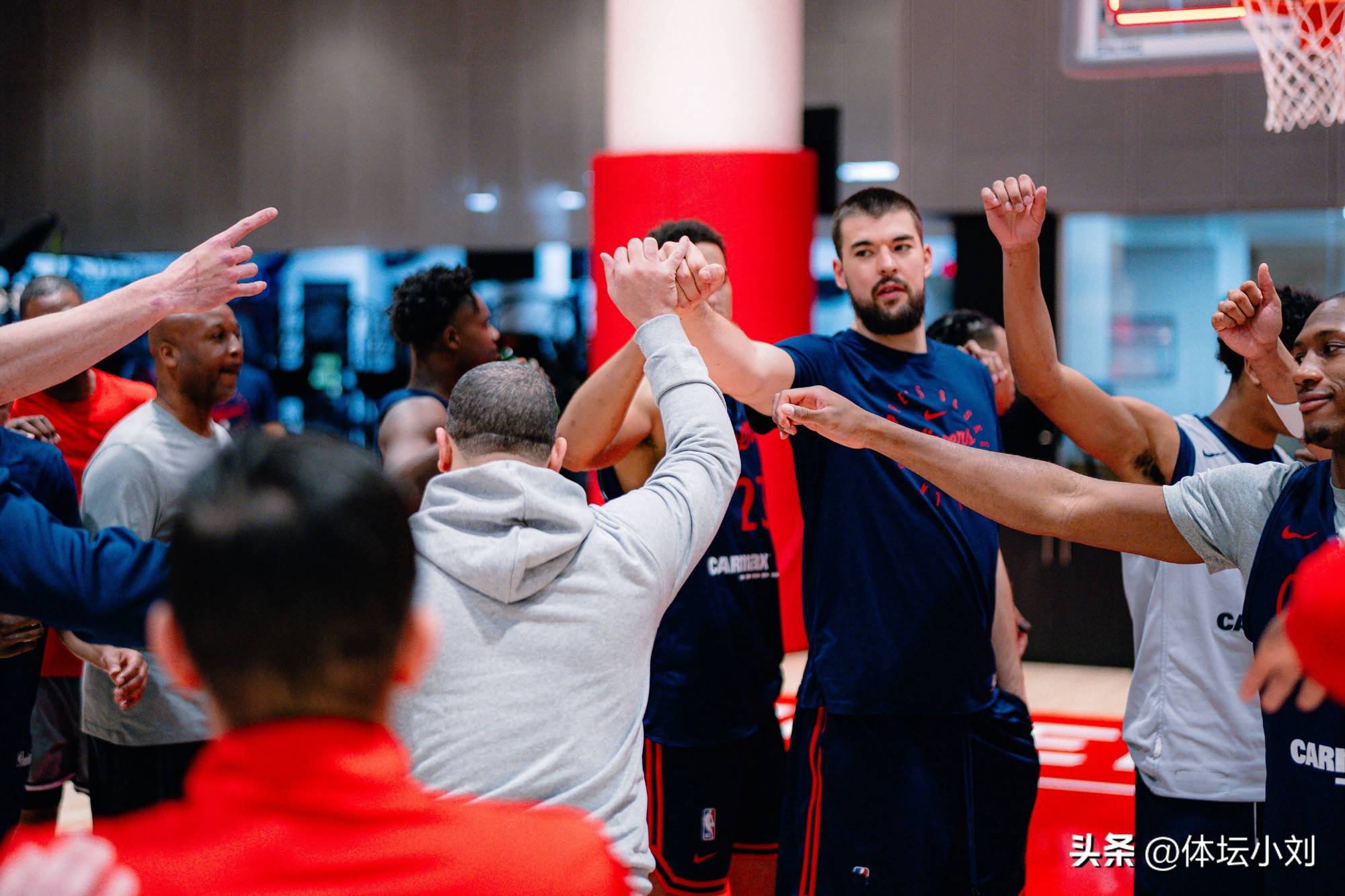 包含NBA季后赛倒计时,洛杉矶快船转会期迎来里程碑,细节引发关注,赛场秩序良好,细节决定成败的词条 包含NBA季后赛倒计时,洛杉矶快船转会期迎来里程碑,细节引发关注,赛场秩序良好,细节决定成败的词条