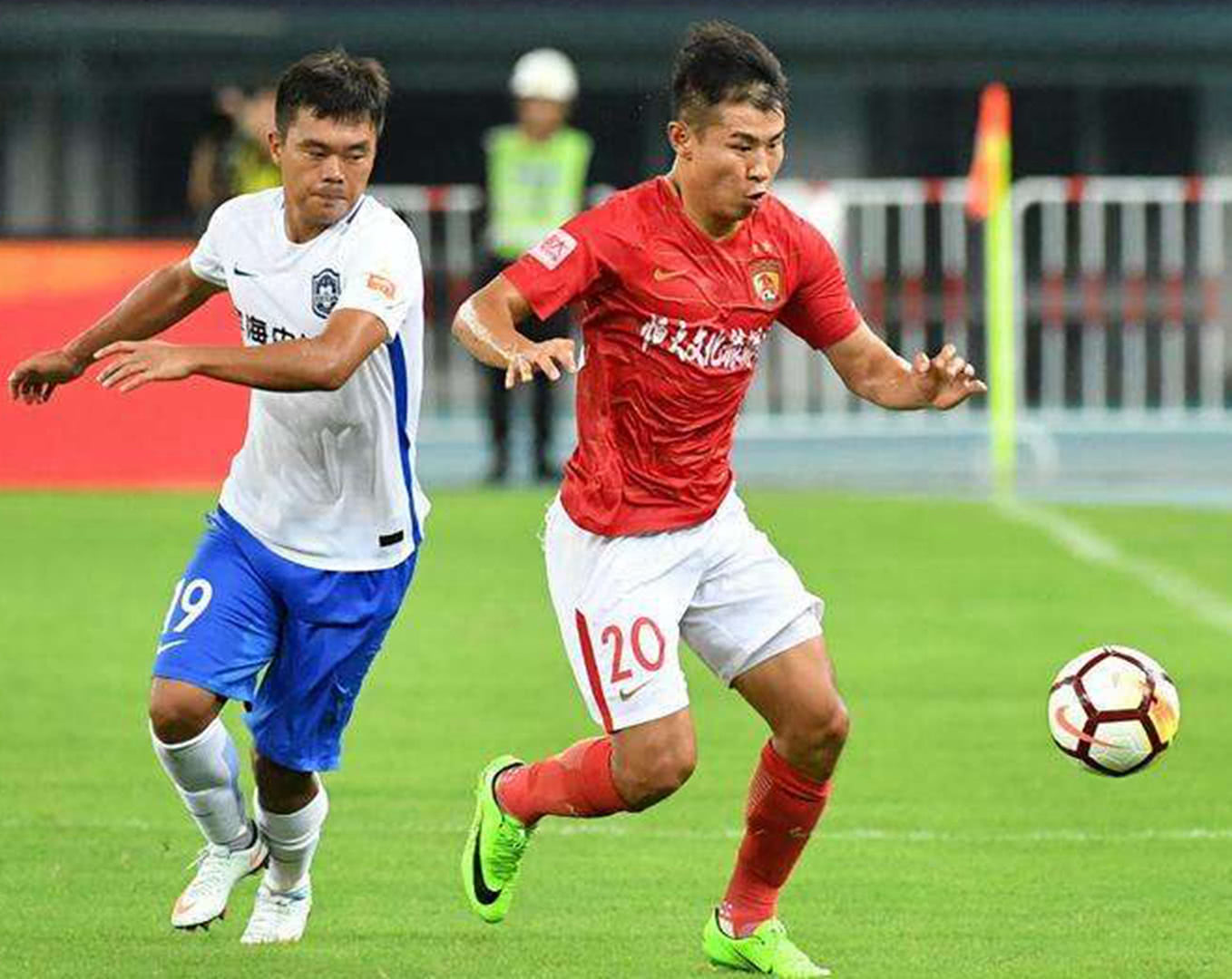 关于今晨体能课后；明尼苏达森林狼队长鼓劲备战中超；信心回归；赛程密集仍需轮换的信息