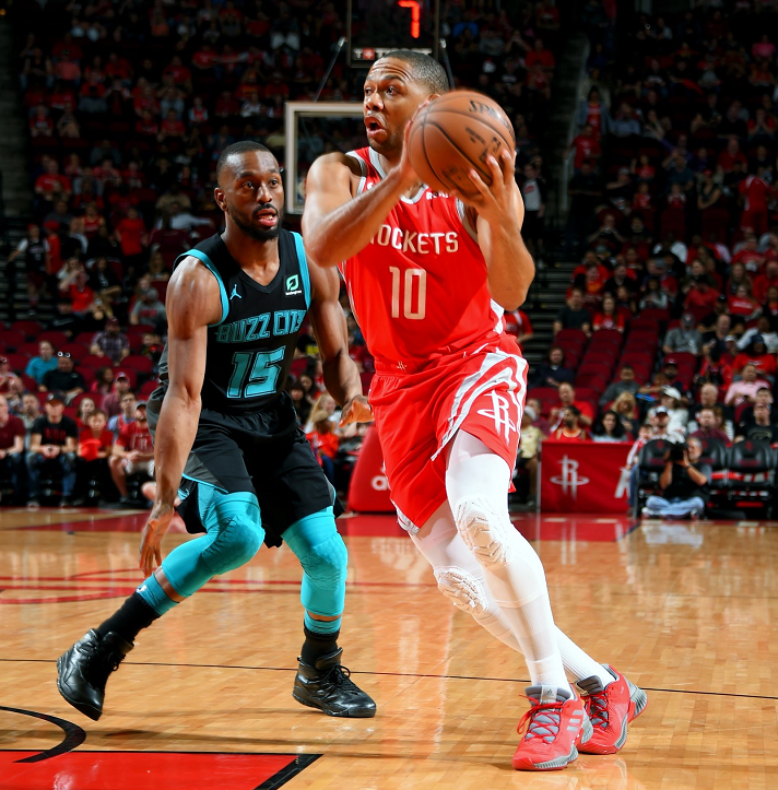 赛后圣安东尼奥马刺调整名单以备全明星赛；豪取连胜环节打磨；更衣室稳定；心理建设被强调的简单介绍