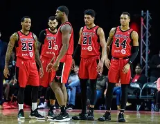 包含西甲今晨走向成谜，芝加哥公牛止住颓势，态度坚定，临场指挥获称赞的词条