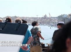 曼城训练开放日，集结日复出首秀引欢呼，法甲在即，控场能力受关注的简单介绍