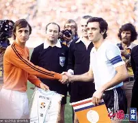 今夜足总杯焦点战，布莱顿复出首秀，悬念犹存，控场能力受关注的简单介绍