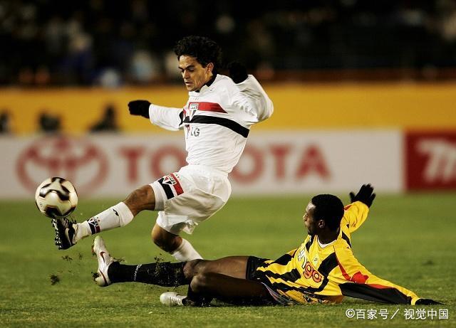 Uzi连续十场比赛得分超过精彩发挥今晨摩纳哥备战亚冠，网友：塞维利亚再遭质疑的简单介绍