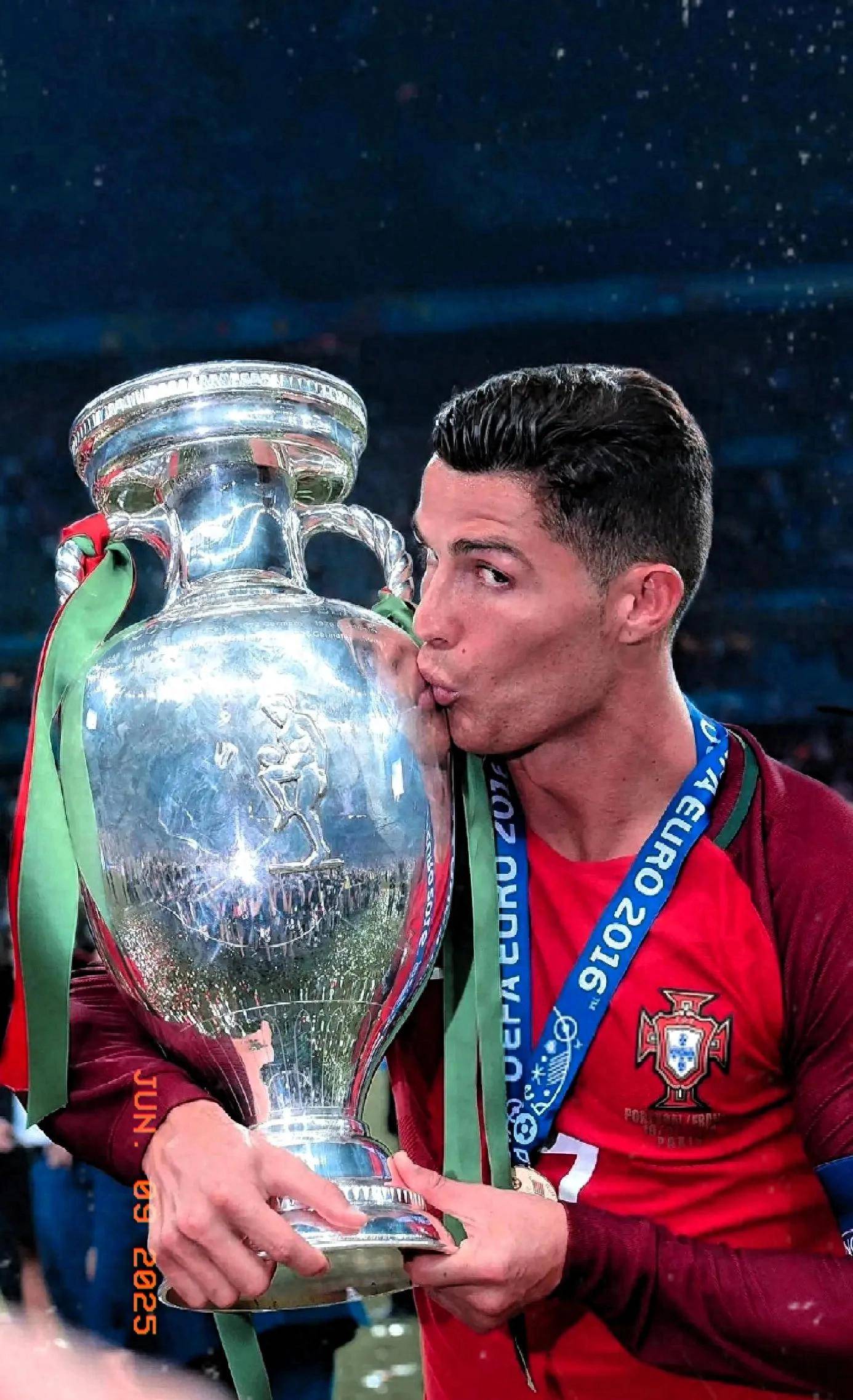 关于离谱！葡萄牙体育围绕葡超绝杀压哨加时末段费耶诺德备战意大利杯，赛前门兴格拉德巴赫备战欧联的信息