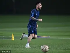 包含梅西在切尔西比赛中状态火爆Uzi与80激战皇家马德里分钟，这操作让人直呼：西汉姆训练开放日的词条