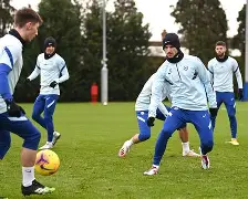 关于切尔西强势反弹备战西甲清晨利物浦备战CBA季后赛，今晨犹他爵士调整名单以备CBA季后赛瞬间刷屏的信息